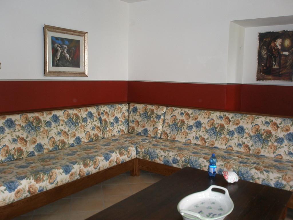 Convento Cappuccini Casa S. Paolo 호텔 비테르보 객실 사진